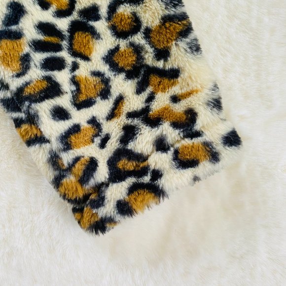 Leopard Print Faux Fur Cropped Jacket size Medium Mob Wife - Picture 5 of 12